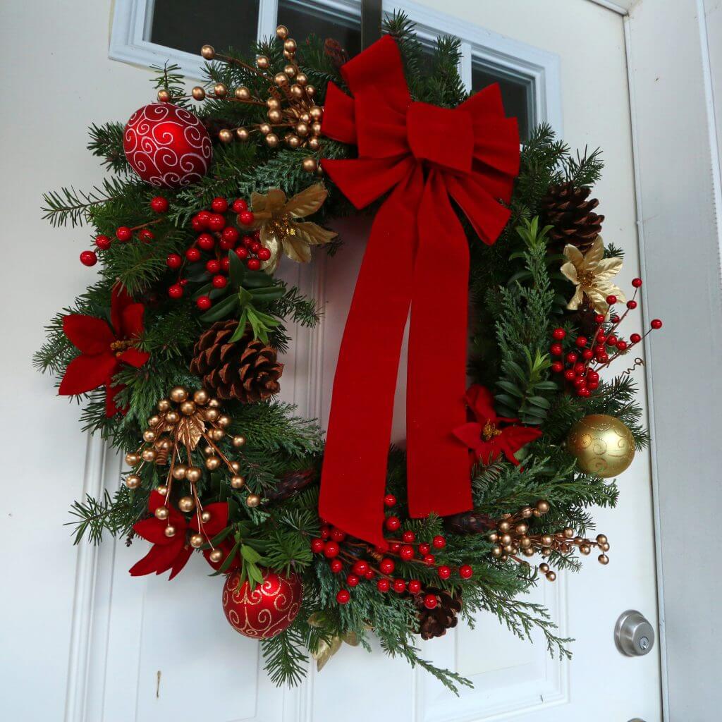 CHRISTMAS WREATH