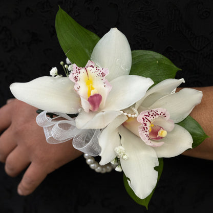 CUSTOM CORSAGE